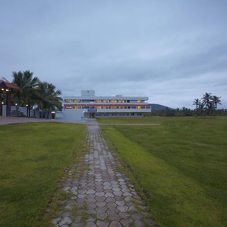 Rns Golf Resort & Nature Cure Centre Māvalli Kültér fotó
